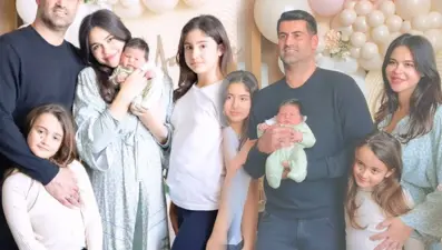 Zeynep Demirel'den minik kızı Yasmin ile yeni poz