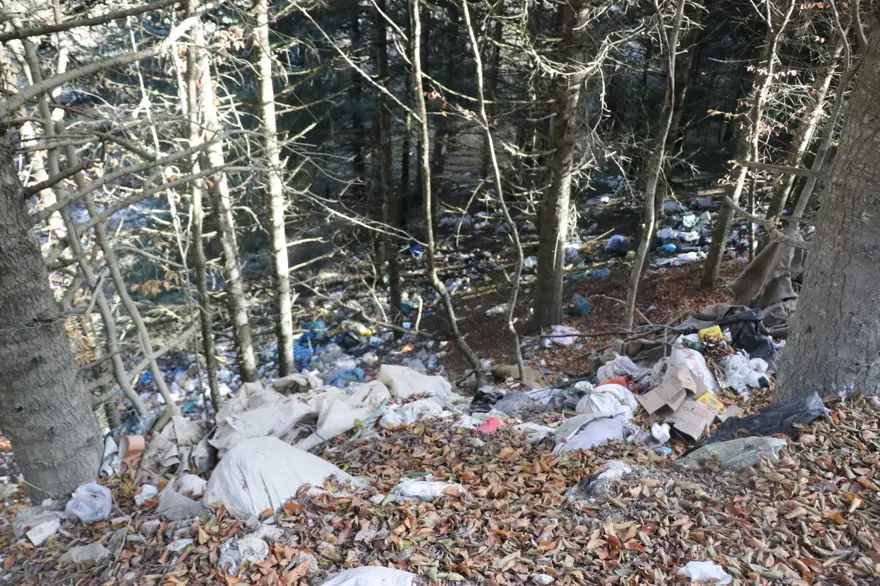 Doğa harikası yayla çöplüğe döndü 2
