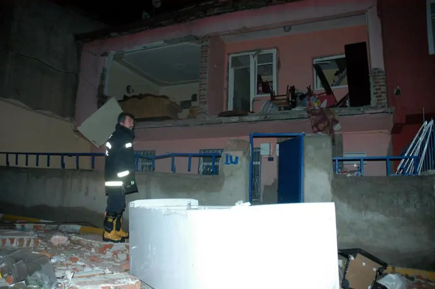 Bomba değil, tüp patladı 1
