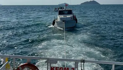 Boğaz'da makine arızası: İki kişi kurtarıldı