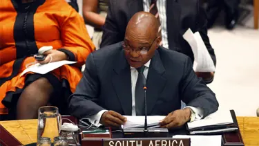 Zuma, Kaddafi'ye hayaliyle yüklendi