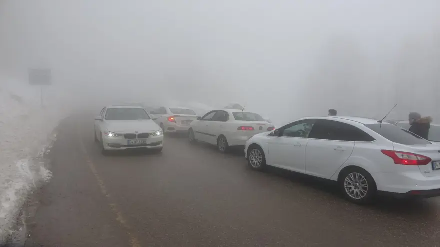 Kartepe yolunda 3 kilometrelik araç kuyruğu 9