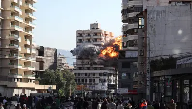 Lübnan'da son durum: Beyrut'ta şiddetli patlama yaşandı