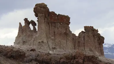Keşdefilmeyi bekleyen doğa harikası: Görüntüsüyle peribacalarını andırıyor