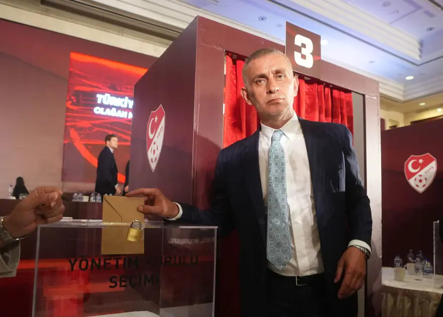 TFF'nin yeni başkanı İbrahim Hacıosmanoğlu 21