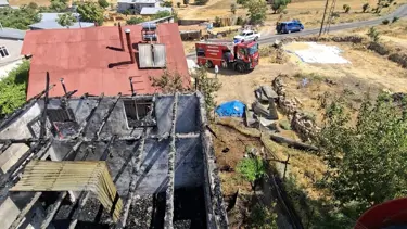 Korkutan ev yangını