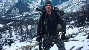 Operasyonda kayalıklardan düşen asker şehit oldu