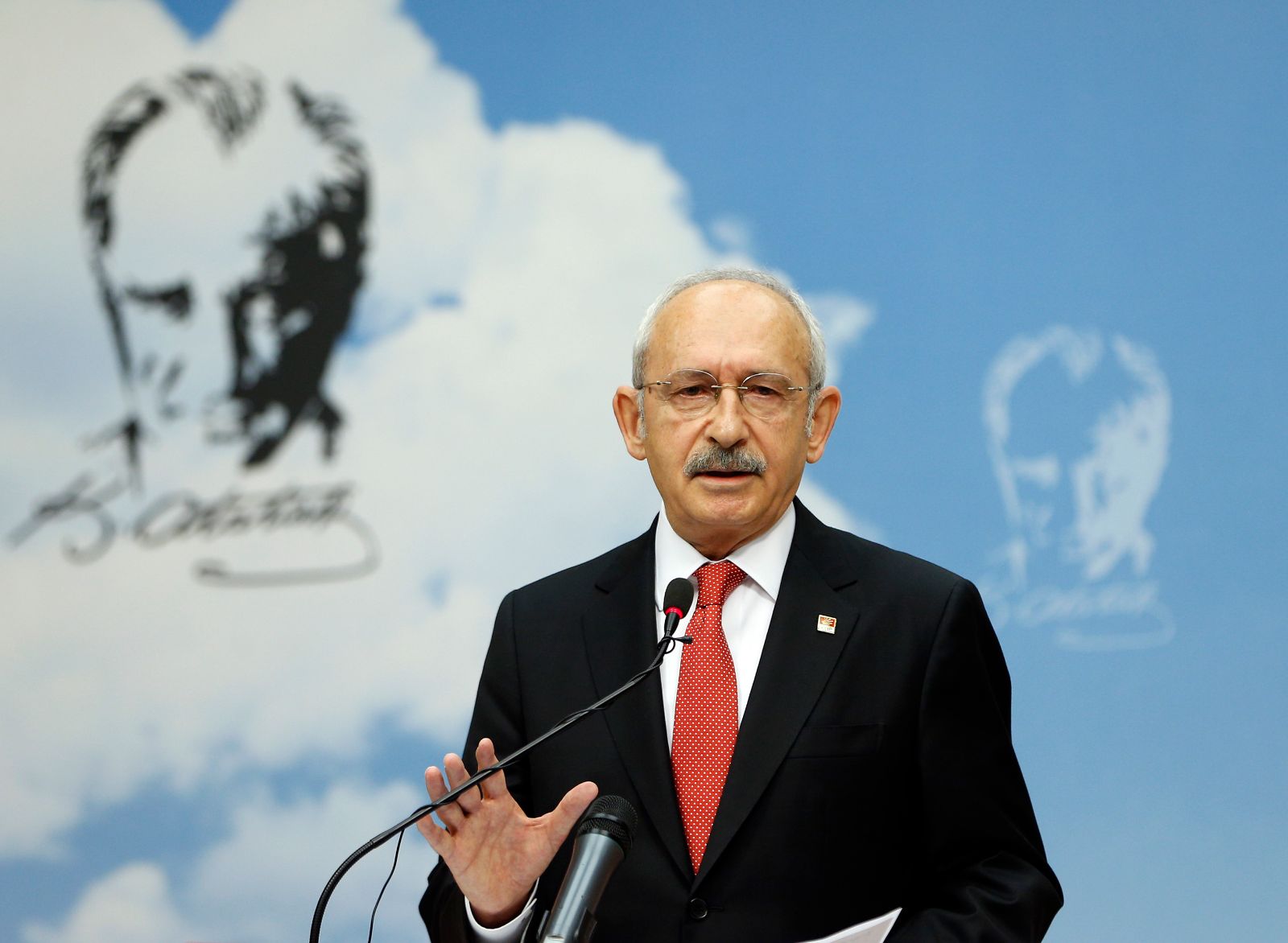 Kılıçdaroğlu: Koltuk sevdası olanların bu partide yeri yoktur