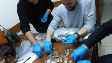 TIR'da 200 bin lira değerinde sahte madeni euro