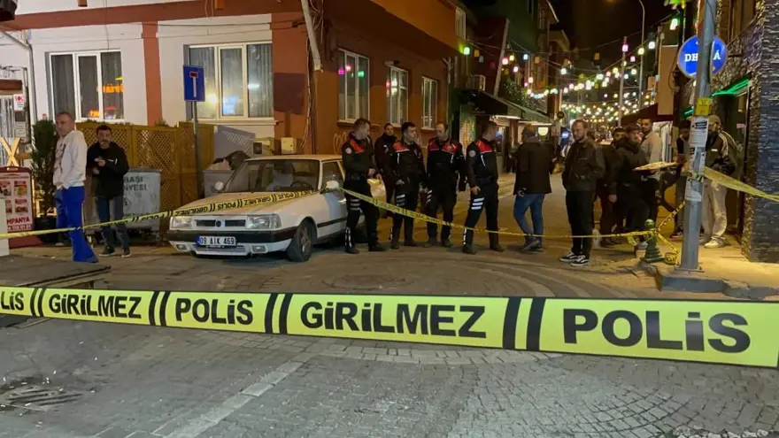 Kar maskelisaldırgandan art arda iki saldırı: Yanlış kişiyi vurunca aynı yere bir daha geliphusumetlisini vurdu 4 Kar maskelisaldırgandan art arda iki saldırı: Yanlış kişiyi vurunca aynı yere bir daha geliphusumetlisini vurdu 4