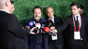 Erden Timur: Toplumun gerilmemesi için herkesin her şeyi görmesi lazım