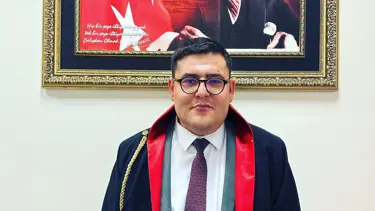 Mobbinge uğradığına ilişkin paylaşım yapan savcı adayı otel odasında ölü bulundu