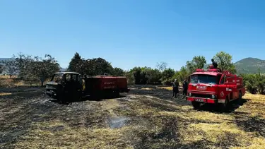 Yangına müdahale eden itfaiye aracı yandı