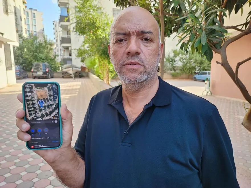 Dedektif gibi iz sürdü, çalınan telefonunun yerini 15 ay sonra buldu Dedektif gibi iz sürdü, çalınan telefonunun yerini 15 ay sonra buldu