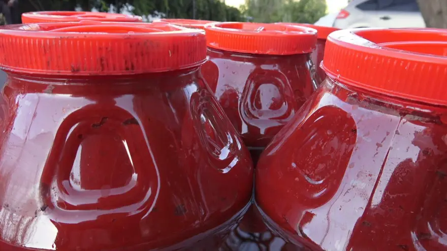 5 saat odun ateşinde kaynatılıyor:  150 yıllık bakır leğende kış hazırlığı 1