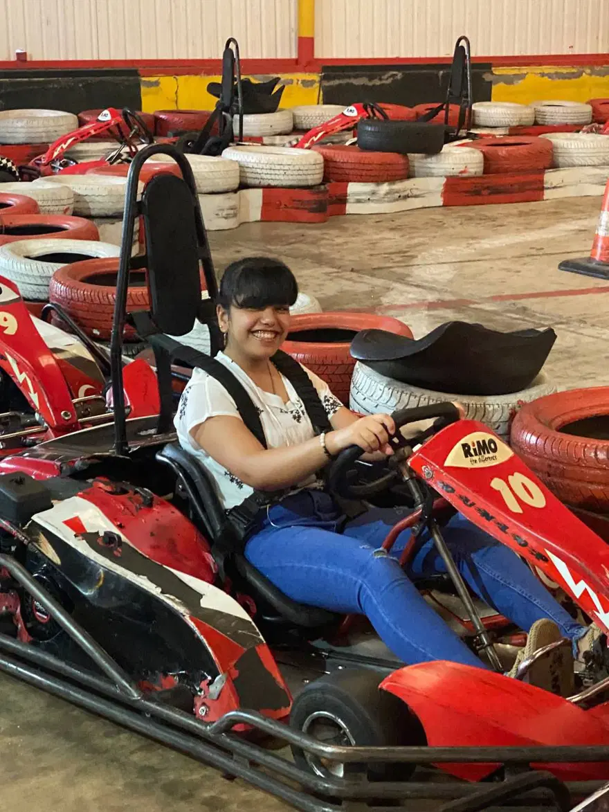 Go-kart aracına saçını kaptıran Lara, ölümden döndü Go-kart aracına saçını kaptıran Lara, ölümden döndü