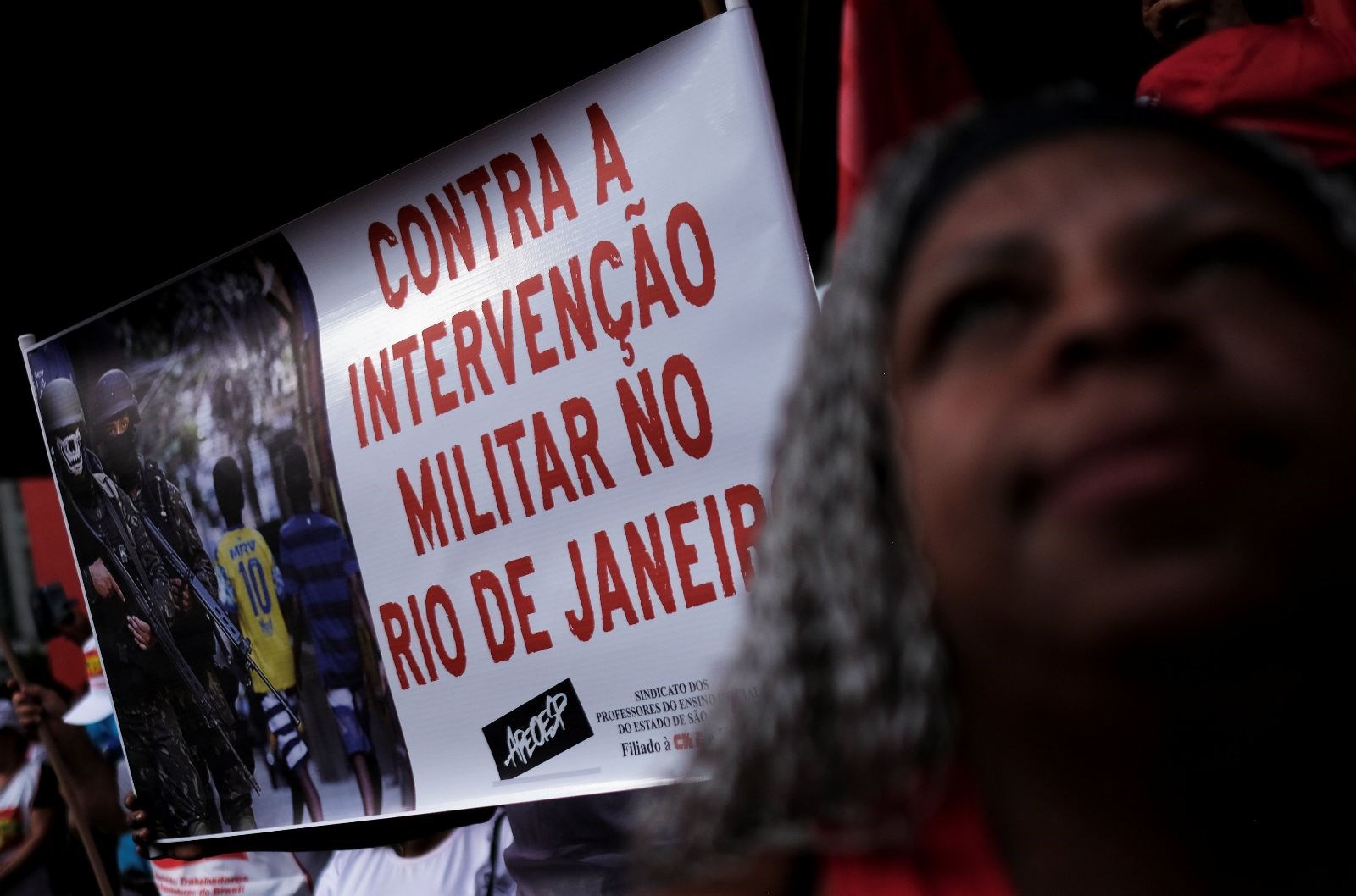 Rio de Janeiro'da güvenlik orduya devredildi