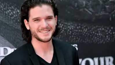 Kit Harington: Başına gelene kadar babalığı bilmenin hiçbir yolu yok