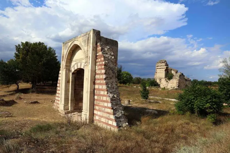 Fatih'in fethe çıktığı Edirne Sarayı ziyarete açılıyor 1