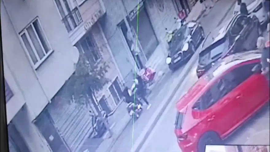 İstanbul'da dehşet: Husumetlisini başından vurdu İstanbul'da dehşet: Husumetlisini başından vurdu