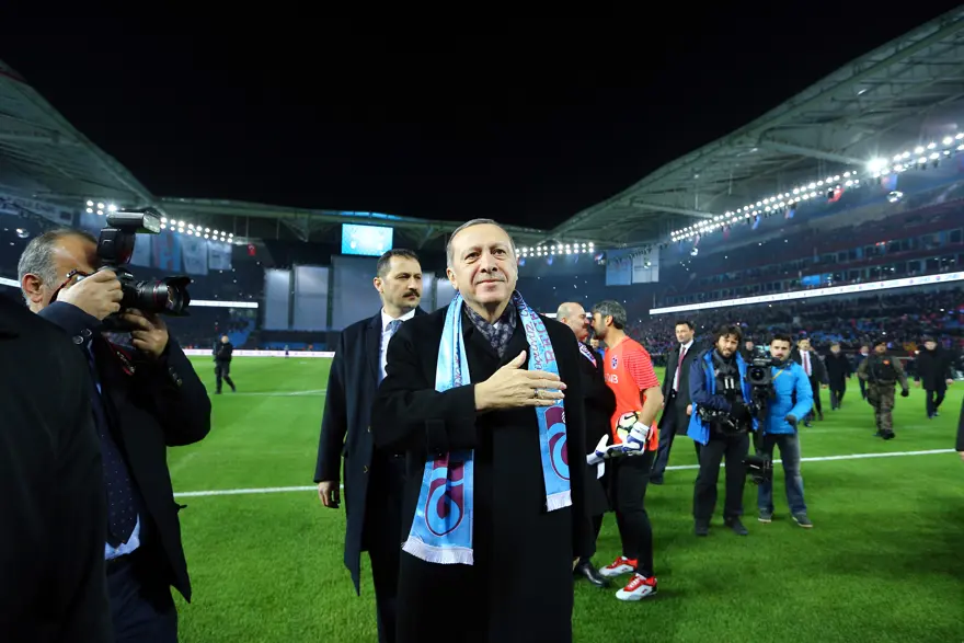 Şenol Güneş Stadı düzenlenen törenle açıldı 12