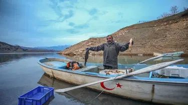 Depremzede balıkçılar 54 ülkeye balık ihraç etti