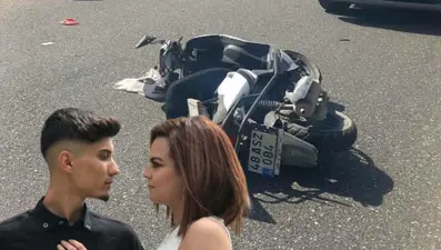 Genç çift motosiklet kazası kurbanı