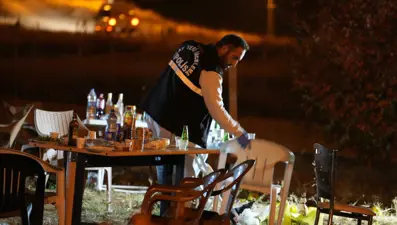 Bağ evindeki silahlı eğlencede polise saldırı: 23 gözaltı