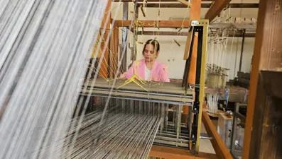 Osmanlı mirası 'beledi dokuma', Tire'den dünyaya açılıyor