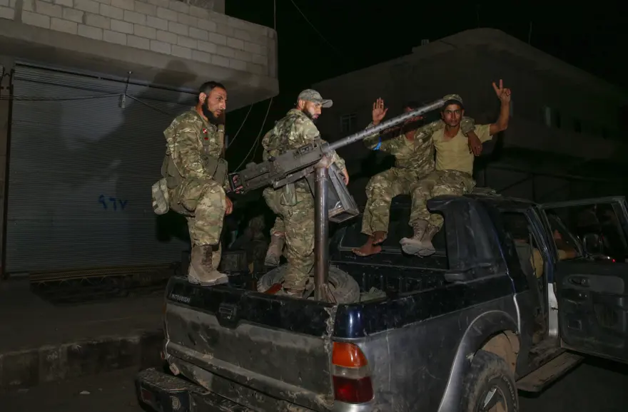 ÖSO mensupları Cerablus merkezine girdi 16