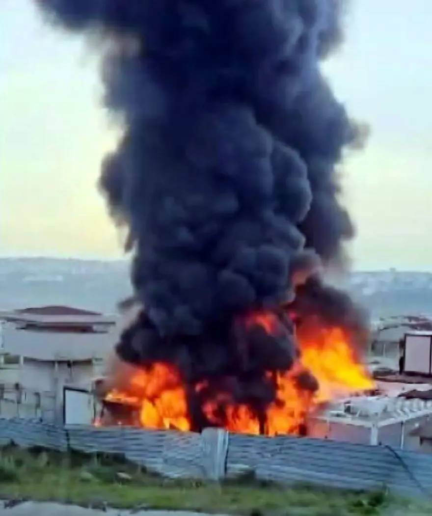 İstanbul'da korkutan yangın 4