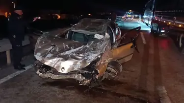 Kırıkkale'de kaza: Takla atıp, karşı şeride geçti, 2 kişi yaralandı