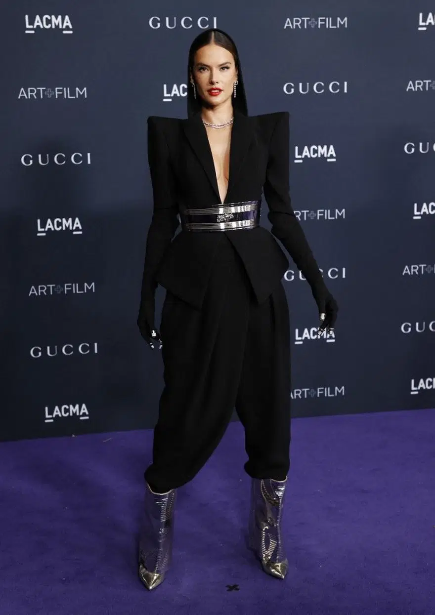 2022 LACMA Art + Film Gala'da kırmızı halı şıklığı 15
