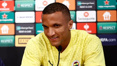 Fenerbahçe bir ismi daha kadro dışı bıraktı