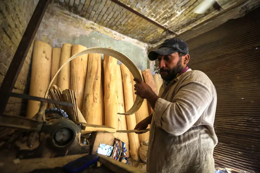 El yapımı kalbur ve elekler zamana direniyor 3 El yapımı kalbur ve elekler zamana direniyor 3