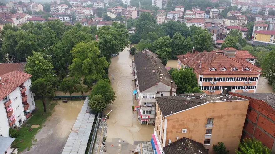 "1998'DEN BU YANA İLK KEZ TAŞTI" 8