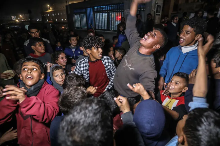 İsrail ve Hamas arasında anlaşma: Gazze'de sevinç gösterileri 19