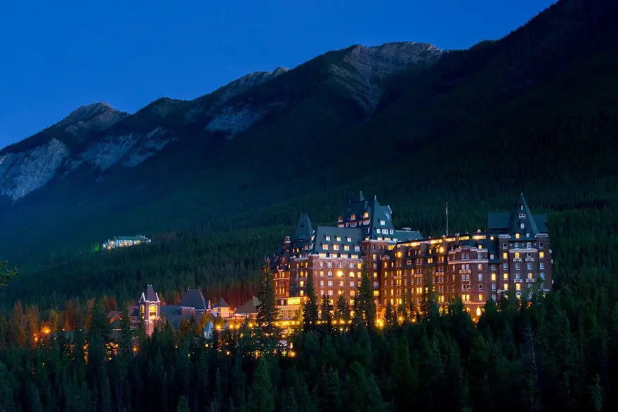 Cadılar Bayramı, Hayalet Hikayeleri, Hayaletli oteller, ilginç konaklama deneyimi, Otel 6