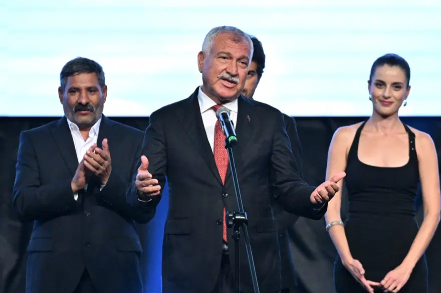 Altın Koza Film Festivali ödülleri sahiplerini buldu 27 Altın Koza Film Festivali ödülleri sahiplerini buldu 27