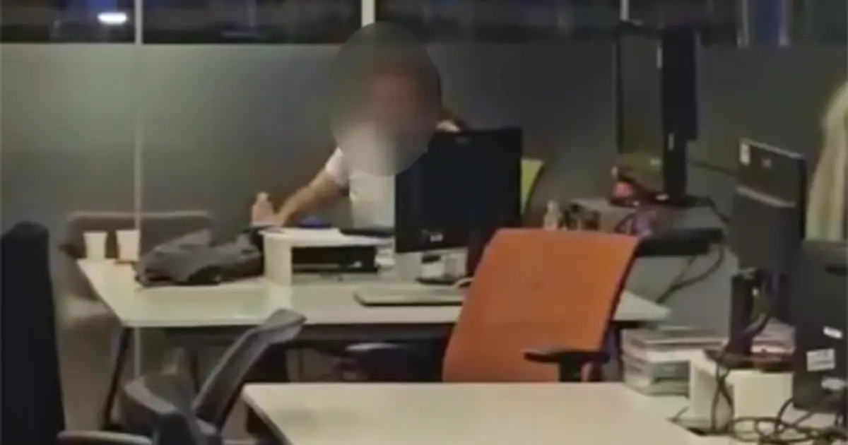 beIN Sports'ta panik: Oyuncak silahlı saldırgan gözaltında