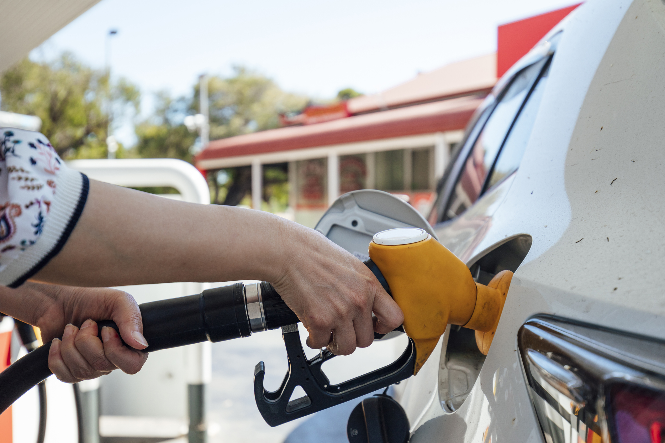 Benzine indirim geldi