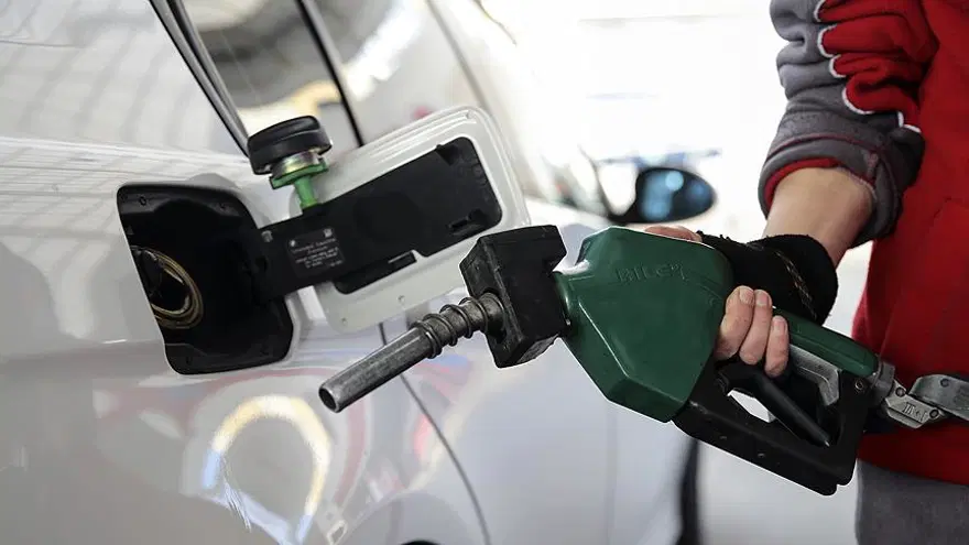 Motorin ve benzine indirim geldi 