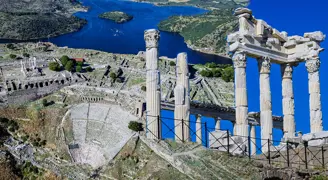 Akropolis geçmişle bugünü buluşturuyor