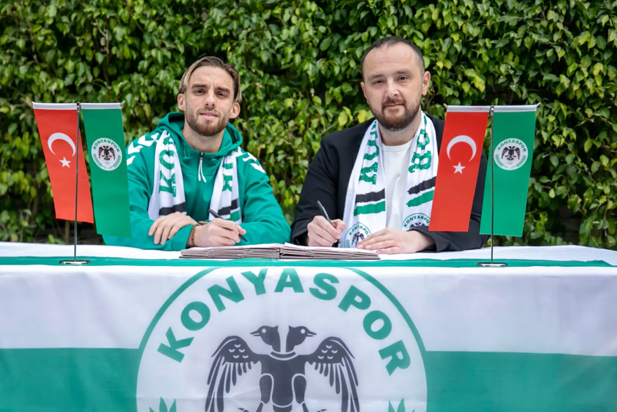 Fenerbahçe ayrılığı duyurdu, kadro dışı kalan İrfan Can Kahveci'nin yeni takımı resmileşti 1 Fenerbahçe ayrılığı duyurdu, kadro dışı kalan İrfan Can Kahveci'nin yeni takımı resmileşti 1