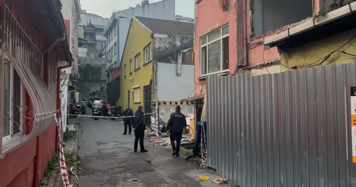 Beyoğlu'nda yangın faciası: 1 yaşındaki bebek yaşamını yitirdi
