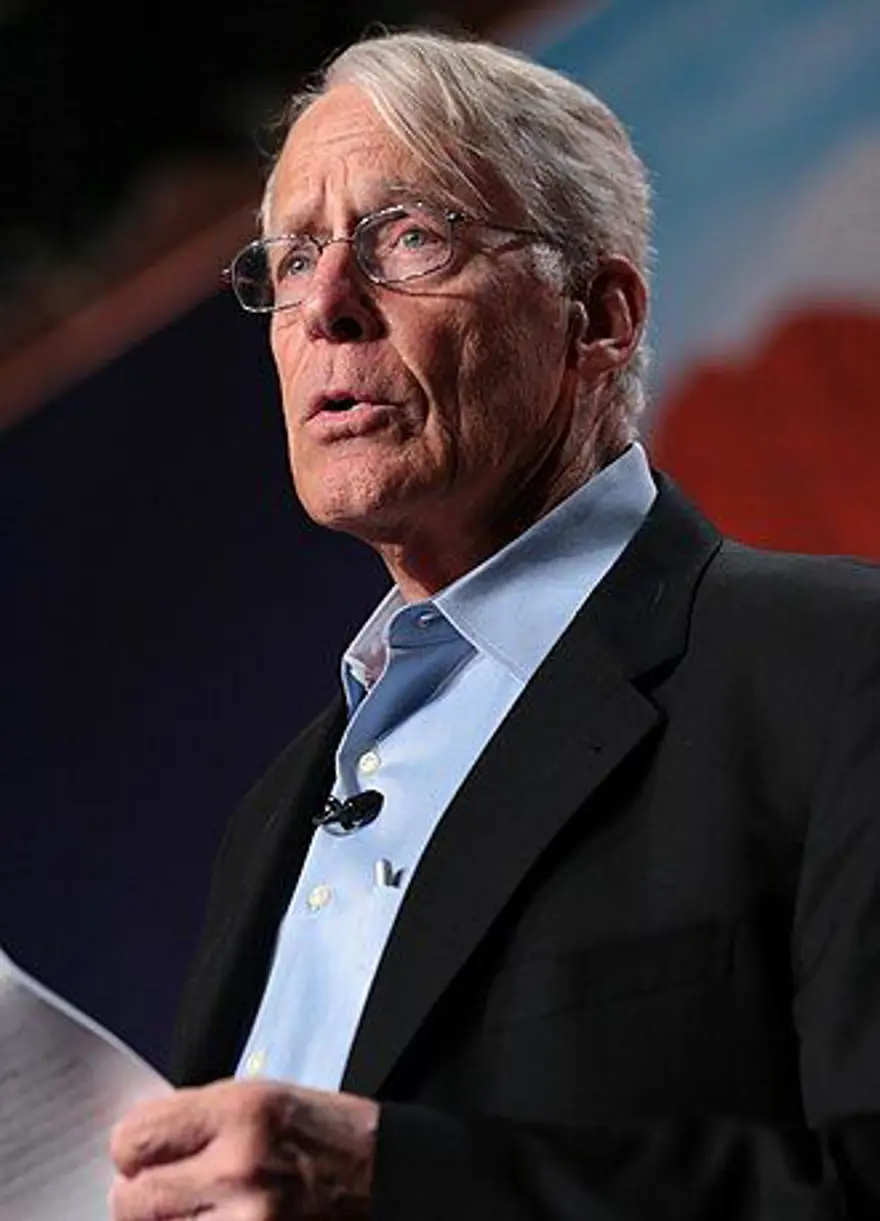 Rob Walton 7