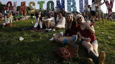 Rolling Stones'u dinlerken doğum yaptı