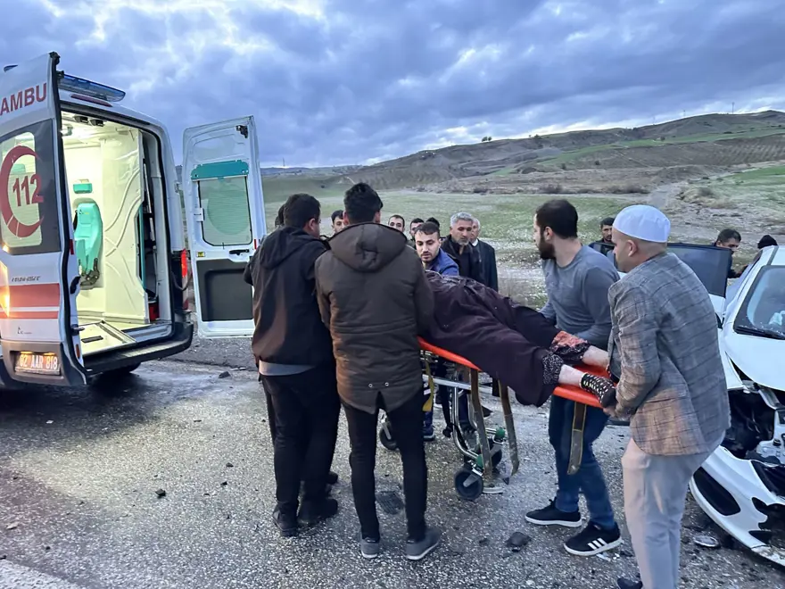 Adıyaman'da feci kaza: 4 ölü, 3 yaralı 3