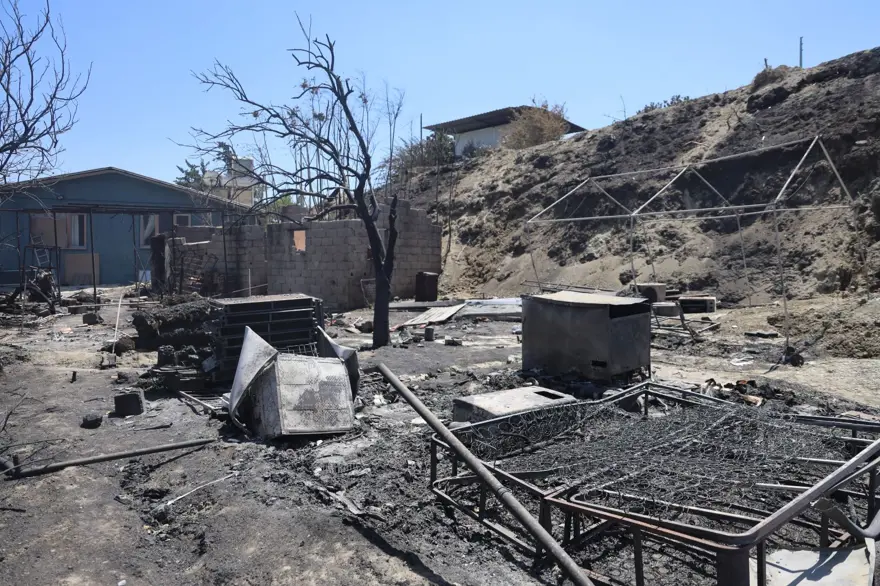 Önce deprem sonra yangın faciası 2