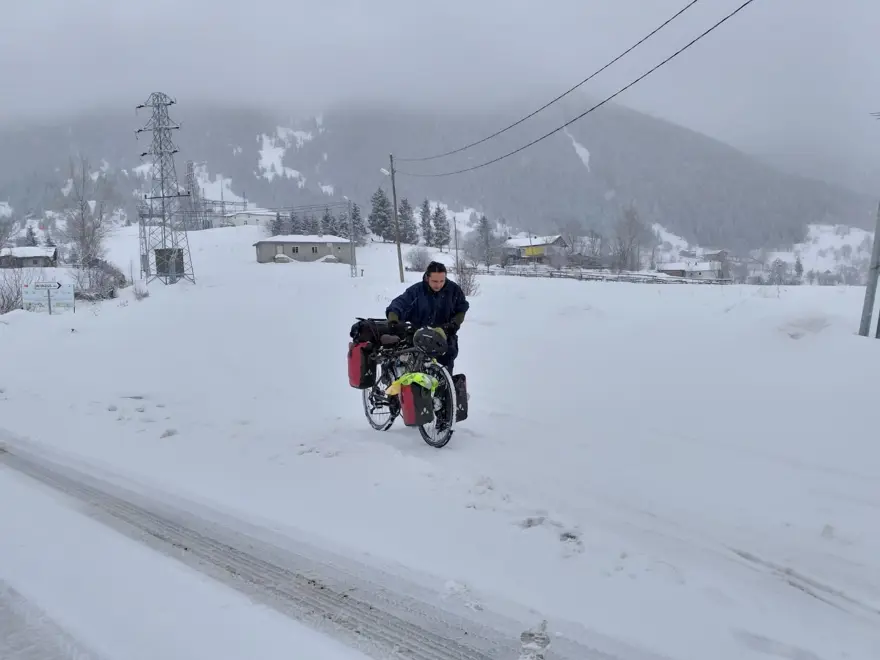 Türkiye'yi gezen en genç bisikletli olmak için yollara çıktı 5